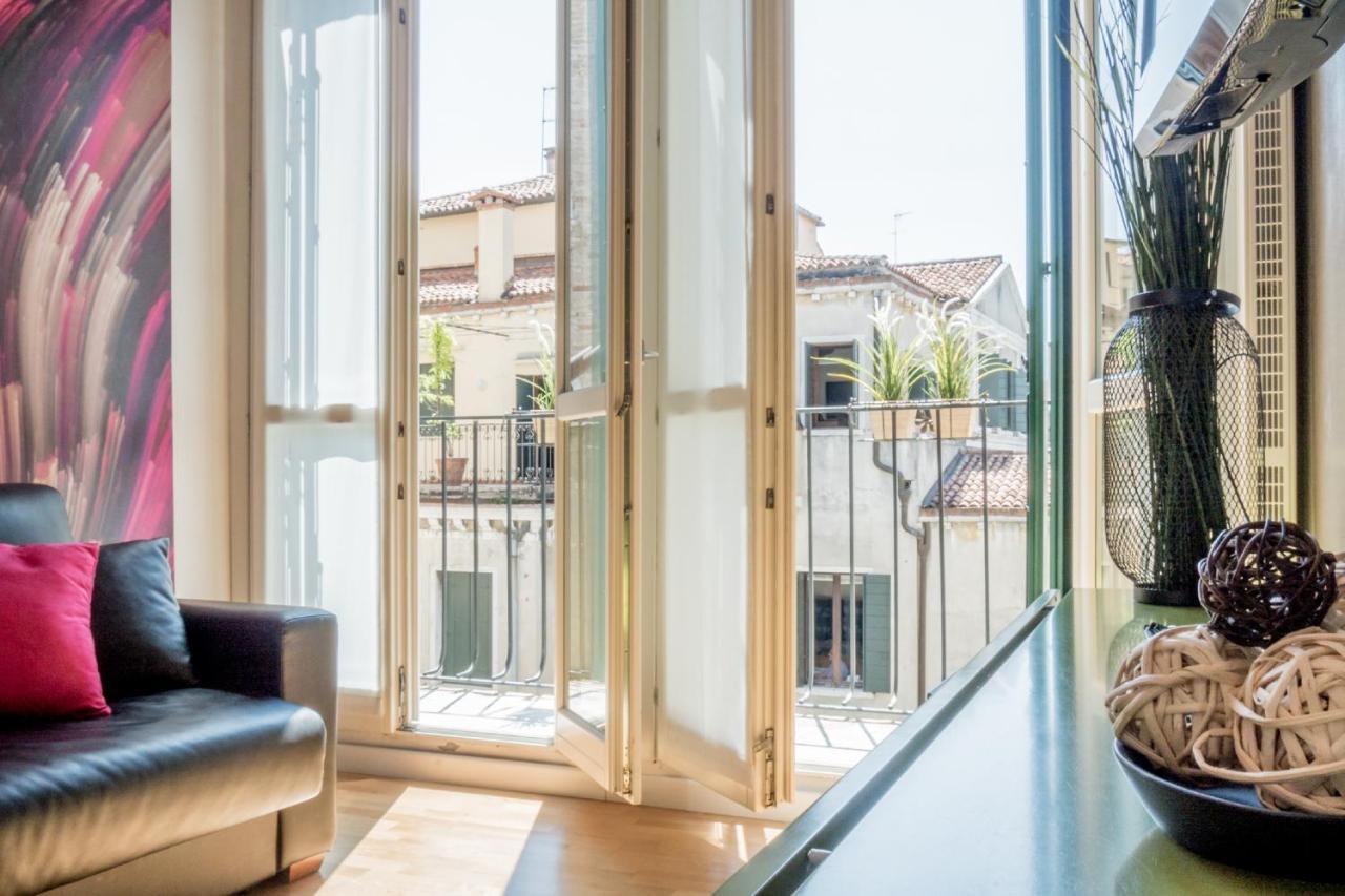 San Polo Design Apartments By Wonderful Italy เวนิส ภายนอก รูปภาพ