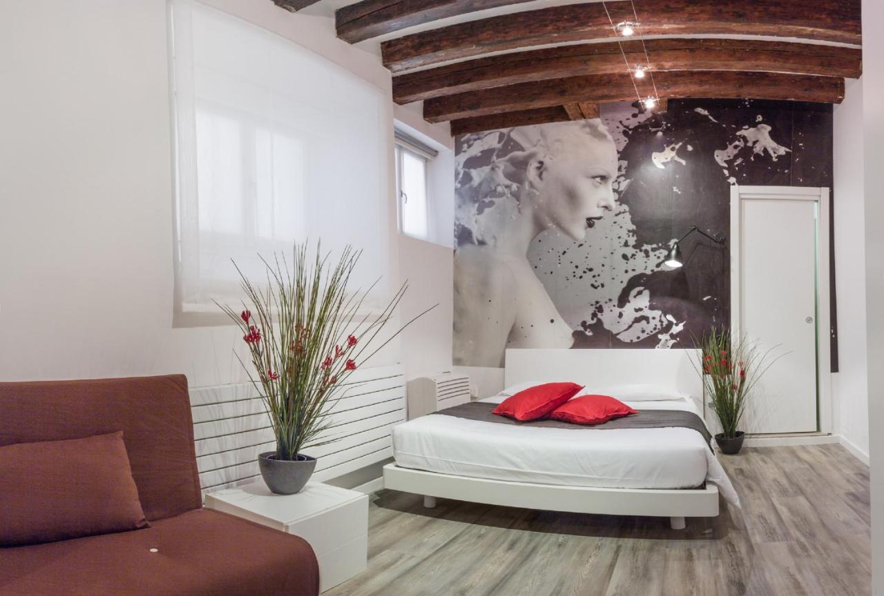 San Polo Design Apartments By Wonderful Italy เวนิส ภายนอก รูปภาพ